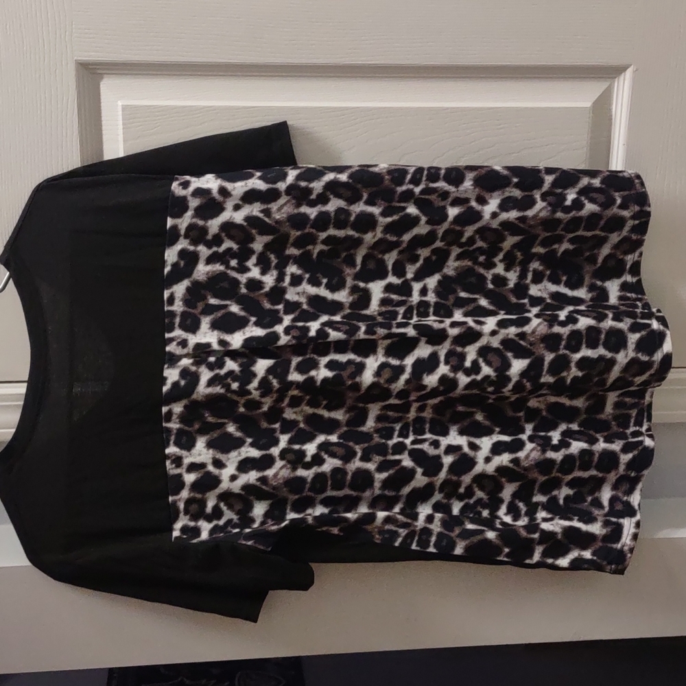 Leopard Print T-Shirt - Picture 2 of 2